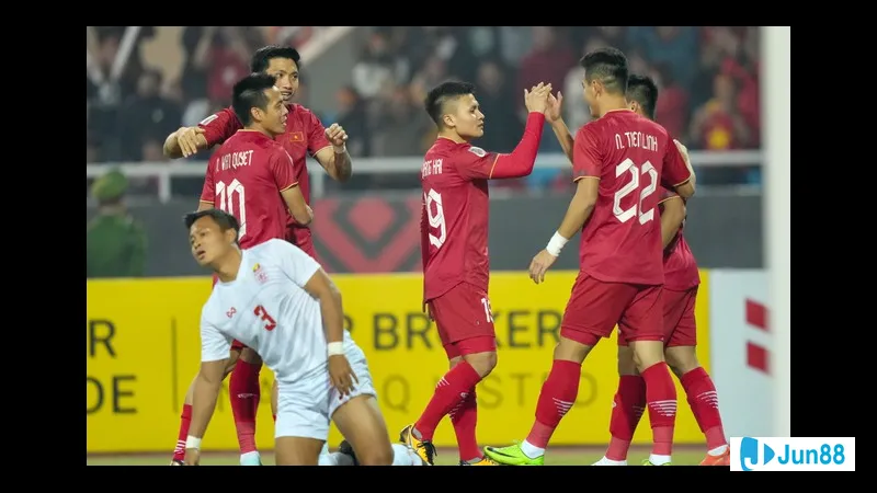 yếu tố quan trọng trong bình luận bóng Yếu tố quan trọng trong bình luận bóng