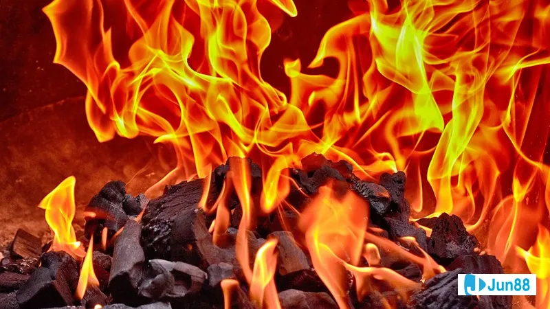 Con số may mắn khi mơ thấy lửa Con số may mắn khi mơ thấy lửa