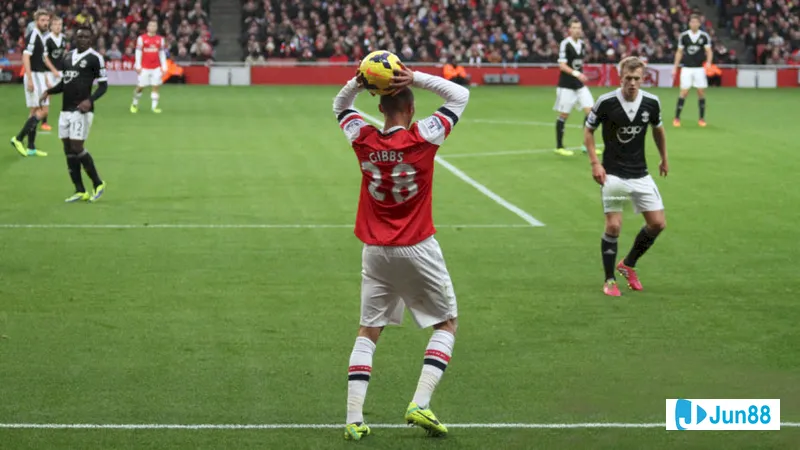 ném biên bóng đá tạo ra thời cơ Ném biên bóng đá tạo ra thời cơ