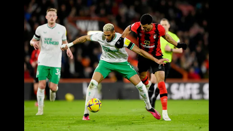 Trận đấu bóng đá giữa Newcastle và Bournemouth Trận đấu bóng đá giữa Newcastle và Bournemouth